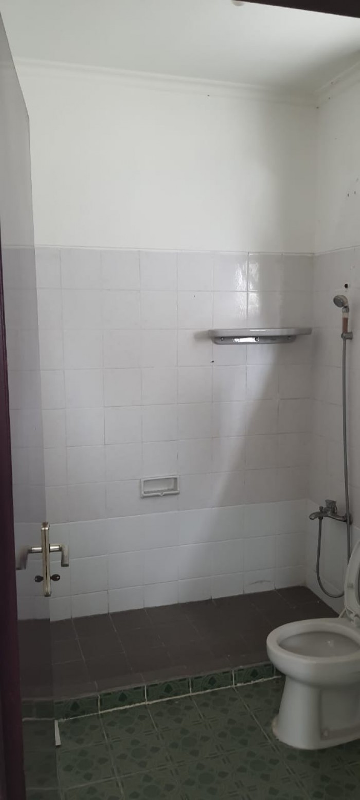 Rumah disewakan di Beverly Lippo Cikarang